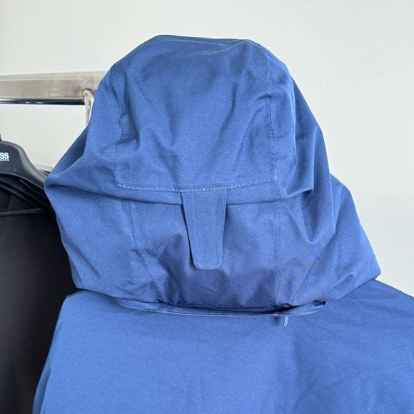 Columbia Men’s Arrow Trail Insulated Navy Parka in size Large - Picture 14 of 16